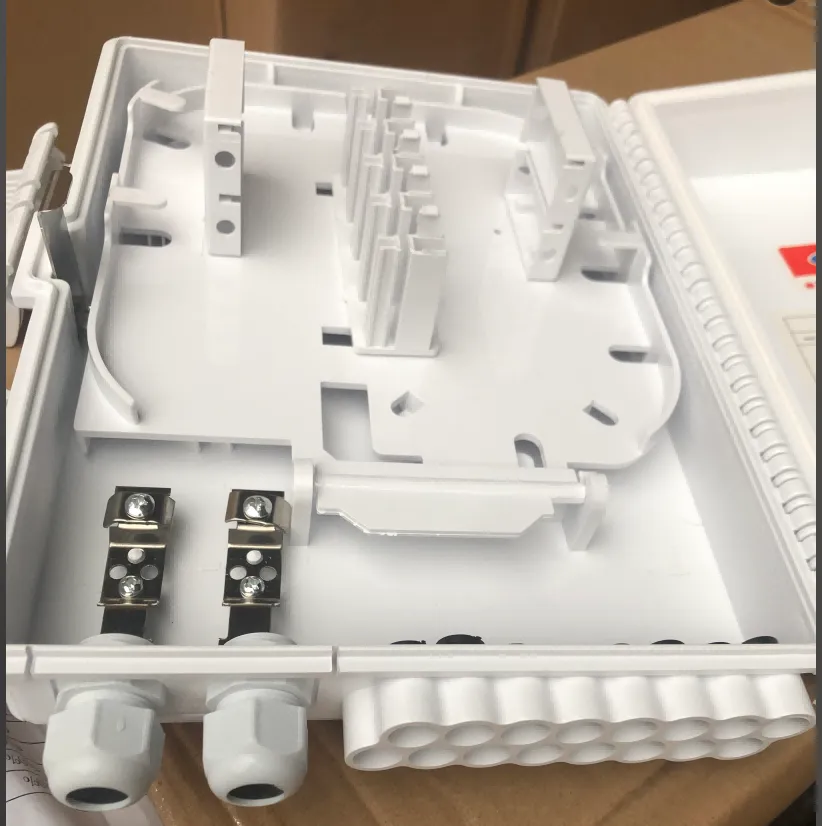 Fiber optic distribution box