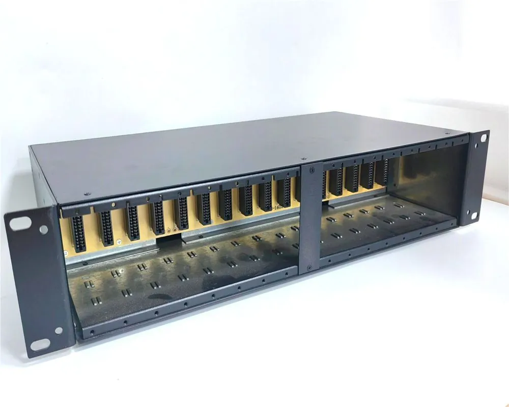 16 Slots Media Converter Chassis