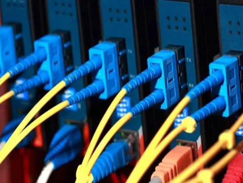 How to choose the right fiber patch cables？